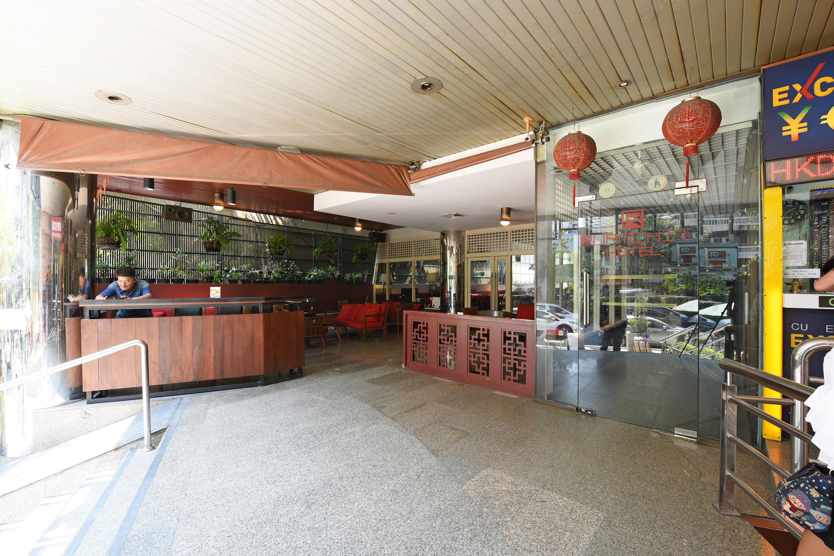 Ruamchitt Plaza Hotel Bangkok Exteriér fotografie