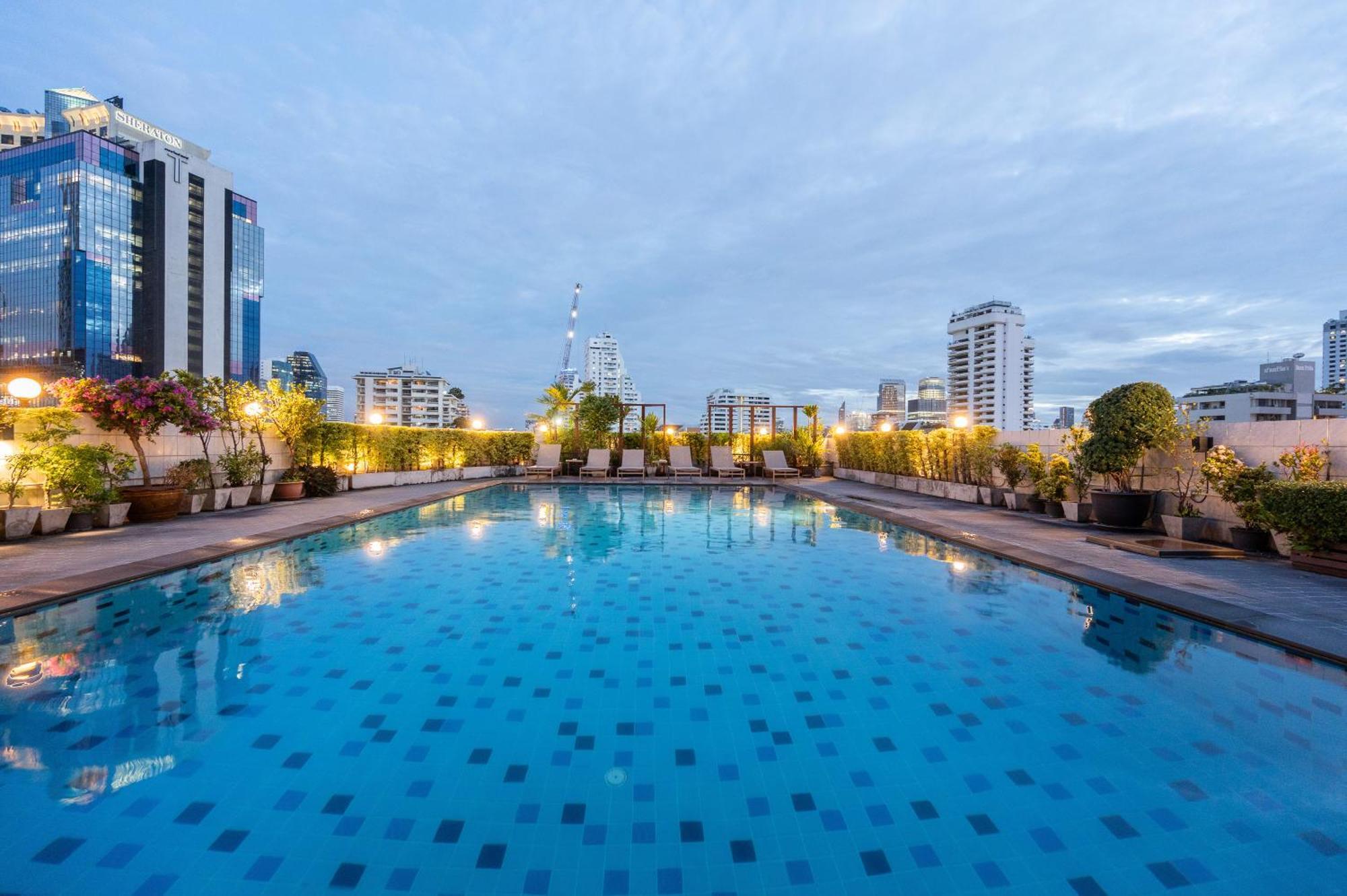 Ruamchitt Plaza Hotel Bangkok Exteriér fotografie